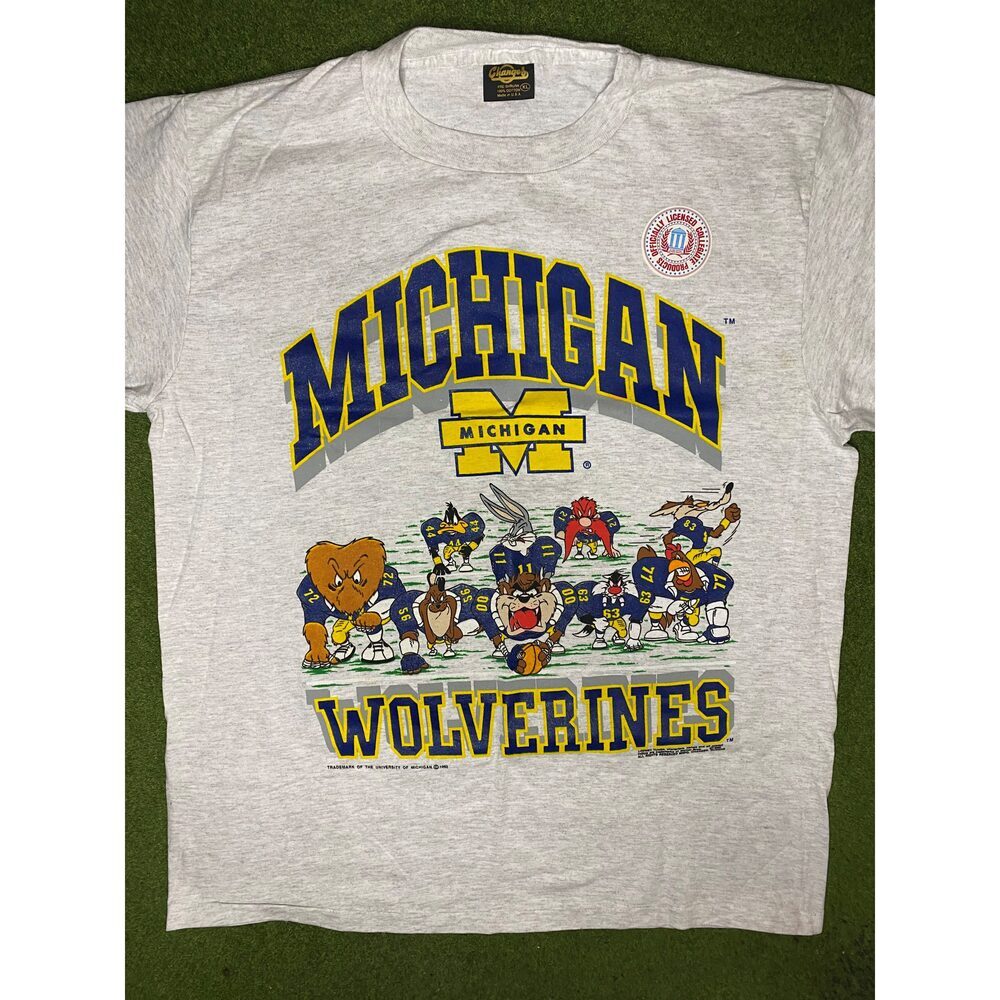 1992 Michigan Wolverines - Looney Tunes - Vintage College Football T Shirt (XL)